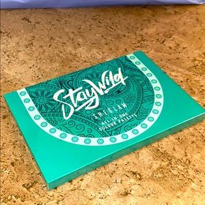 STAY WILD (S H E G L A M)